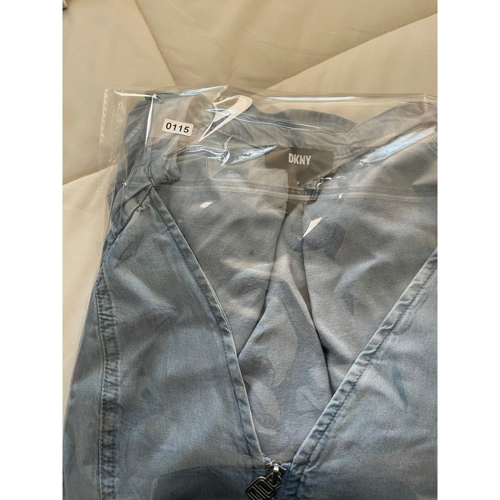 DKNY Front Zip Peplum Chambray Top Womens S Blue Puff Sleeve Lyocell Blouse - Picture 16 of 16